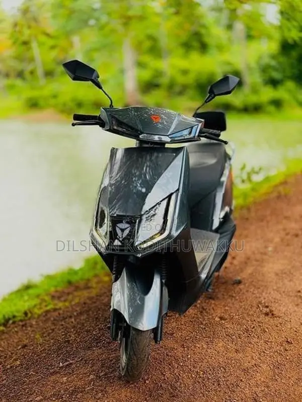 Yadea T5 2024