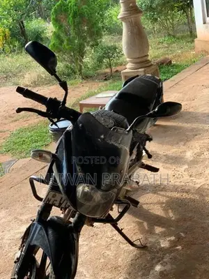 Bajaj Pulsar 180 2010