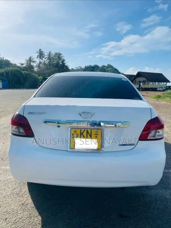 Toyota Belta 2007