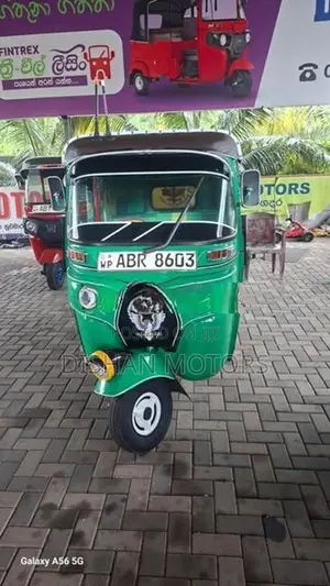 Bajaj RE 4 Stroke 2019