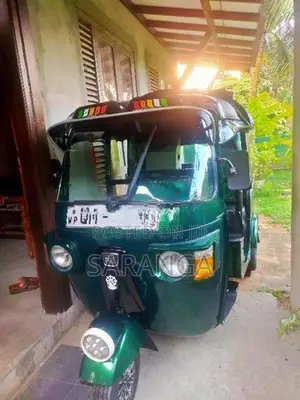 Bajaj RE 2008