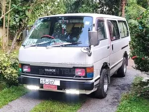 Toyota Hiace LH61 1992