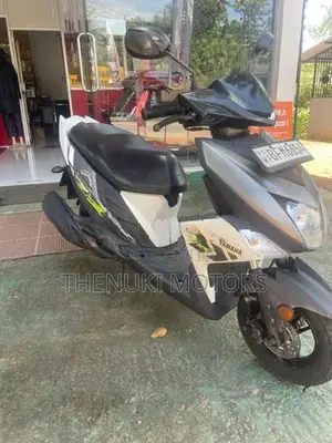 Yamaha Ray ZR 2018