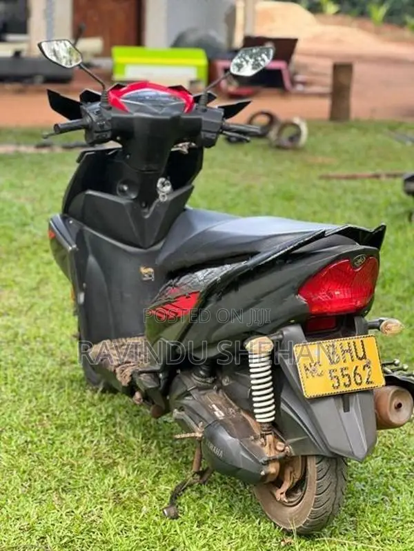 Yamaha RayZR 2018
