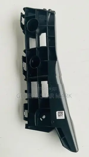 Prius ZVW30 Front Bumper Retainer