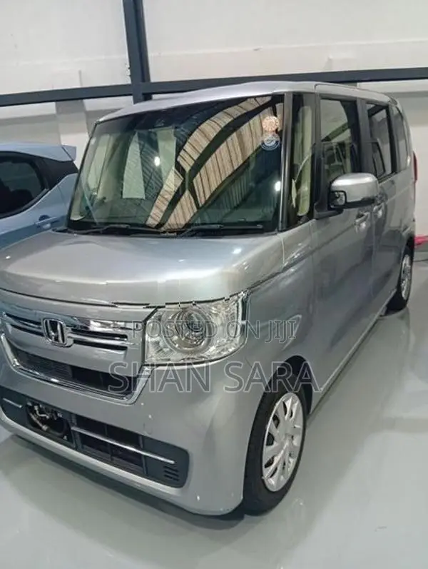 Honda N-Box X 2023