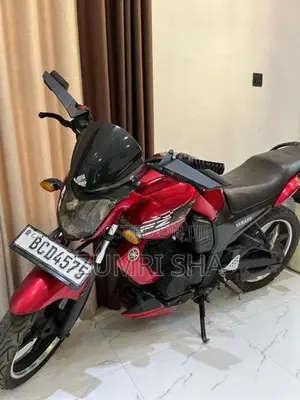 Yamaha FZ 2014