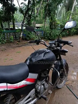 TVS Victor GLX 125 1995