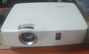Eiki EK102A Daylight Projector