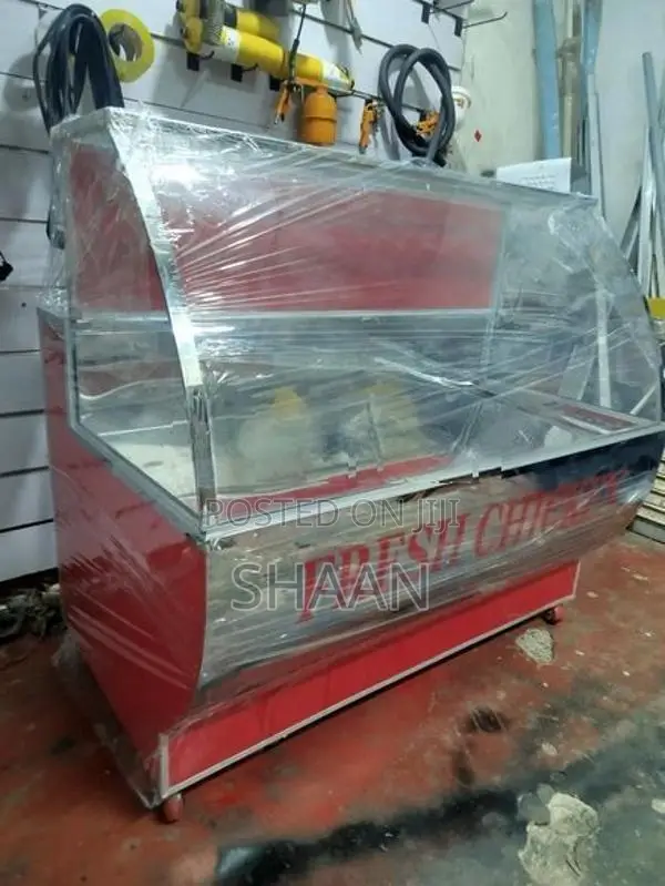 කුකුල් මස් සහ මාළු ශීතකරන. Chicken & Fish Display Coolers