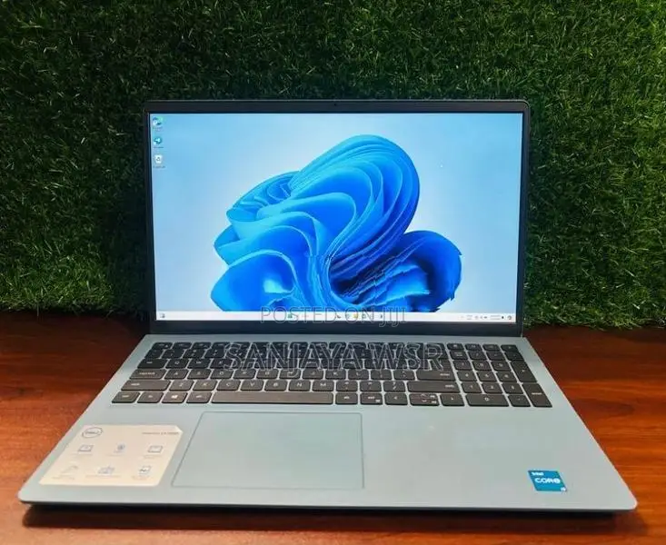Dell i3 11th GEN Laptop