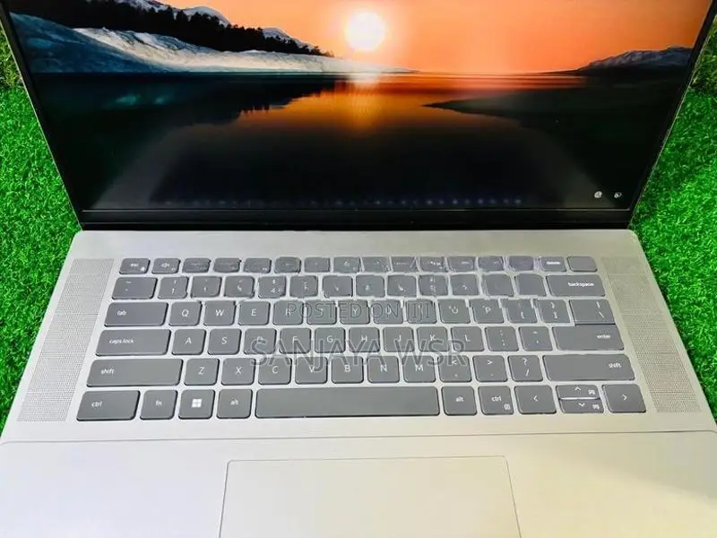 Dell i7 12th GEN Laptop