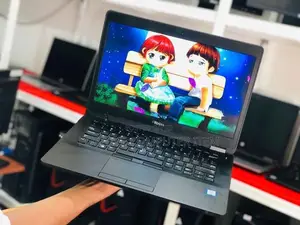 Dell Ultrabook Slim i5 6TH GEN Laptop
