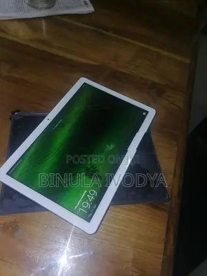 Huawei Mate 50 MediaPad T5 (Used)