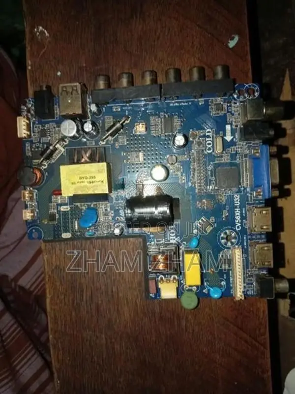 Innovex 32 Inch TV Motherboard