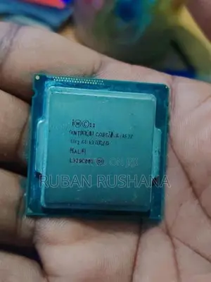 Intel Core i5-4590 4th Gen Processor.
