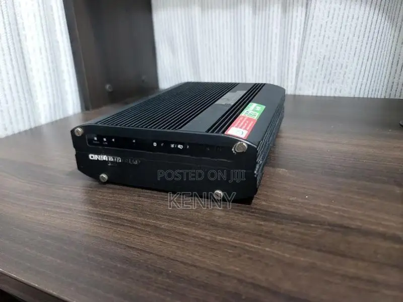 QNAP IS-453S