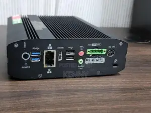QNAP IS-453S