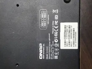 QNAP IS-453S