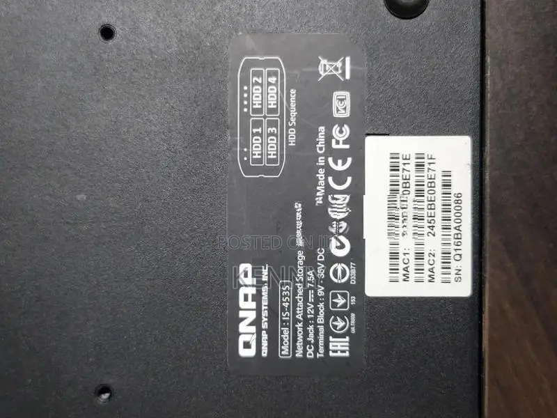 QNAP IS-453S