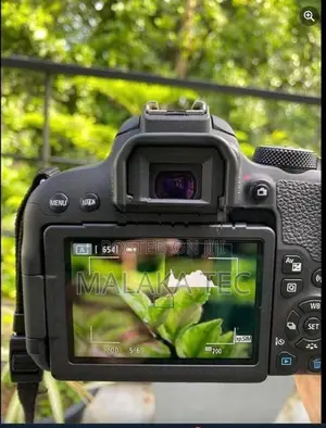 Canon 800D Camera