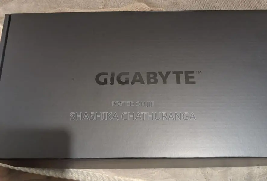 RX 9060 XT Gigabyte 16 GB Gaming VGA Card