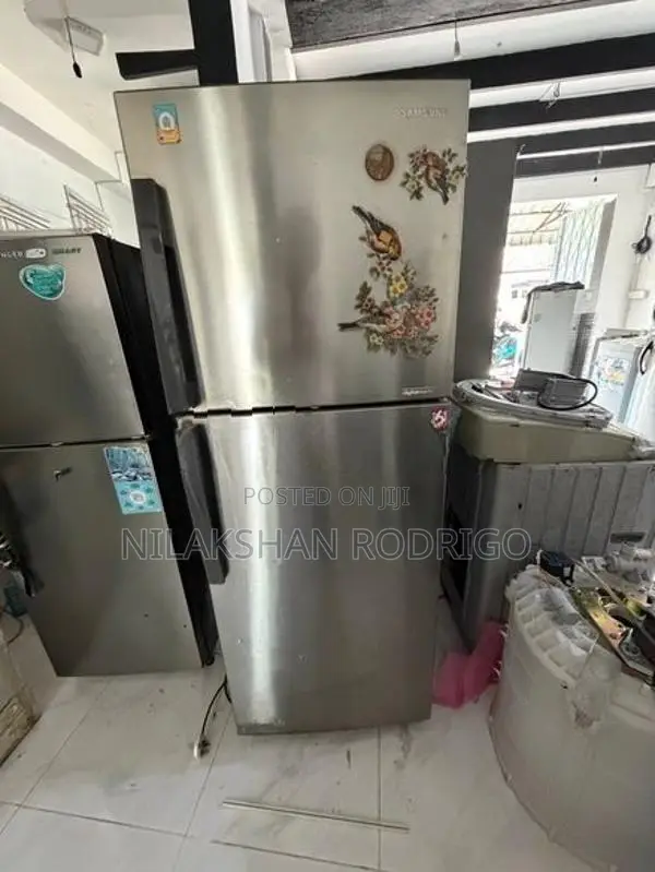 Samsung RT33 Refrigerator