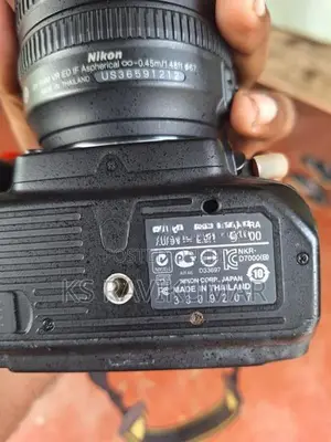 Nikon D7000
