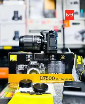 Nikon D7500 4K DSLR Camera Full Set Box