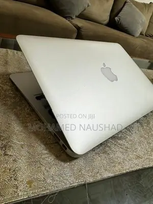 Apple MacBook Air 11" silver color
