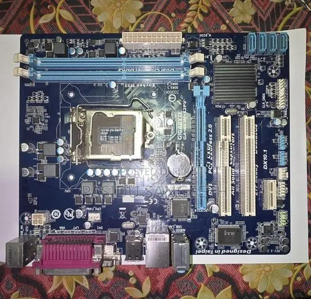 Gigabyte H61M Motherboard