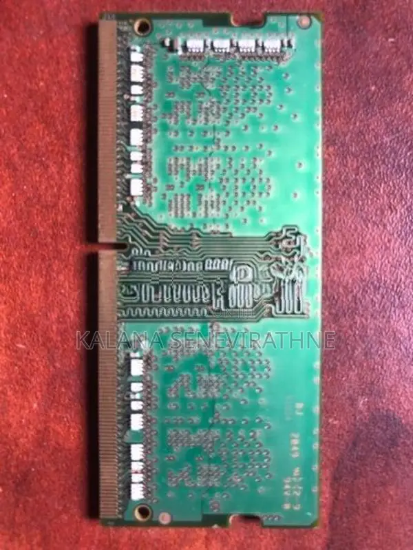 Laptop 4GB Ram-Samsung