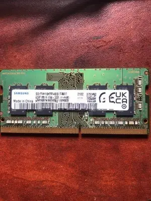 Laptop 4GB Ram-Samsung