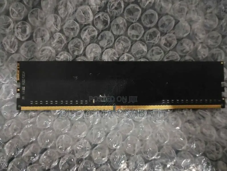 DDR4 4GB Black Gaming RAM Card