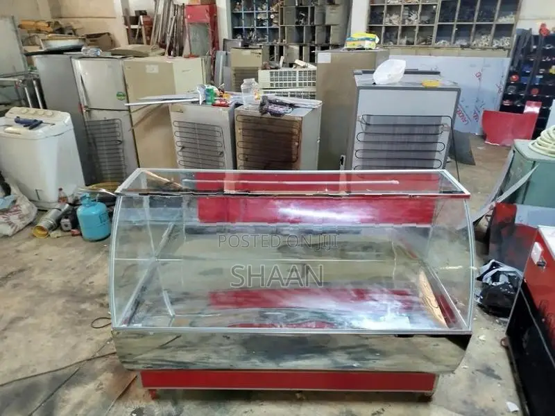 කුකුල් මස් සහ මාළු ශීතකරන. Chicken & Fish Display Coolers