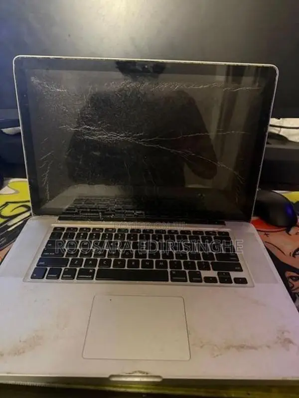 Apple MacBook Pro For Parts (NO HDD)