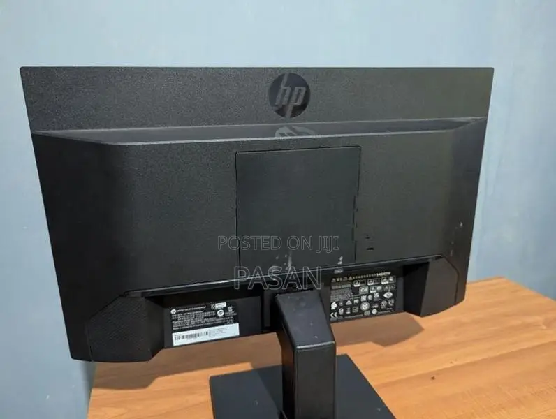 HP Monitors