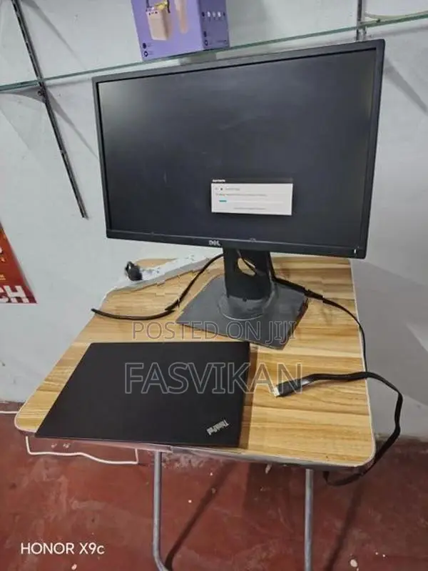 Dell monitor 22" IPS
