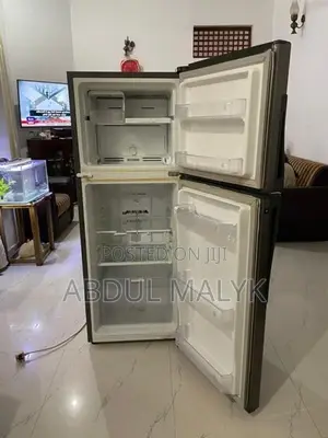 Whirlpool WRN 25 LX 240L Double Door Refrigerator
