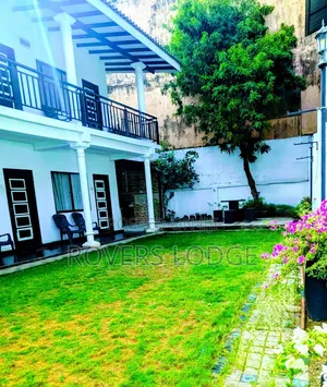 Furnished 4bdrm Room & Parlour in Rovers Lodge, Negombo for rent