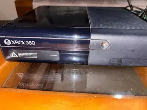 Xbox 360 Slim