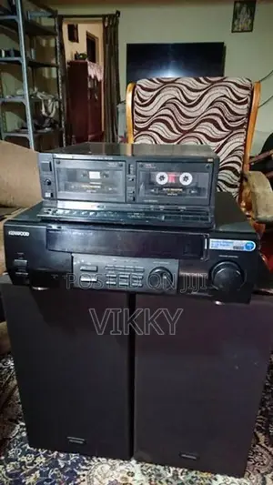 Amplifier/Cassette Deck