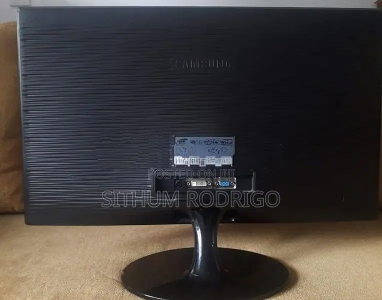 Samsung 24" Full HD Monitor