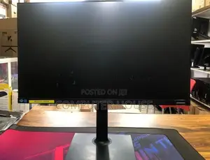 Samsung 24” IPS Framelles Monitor