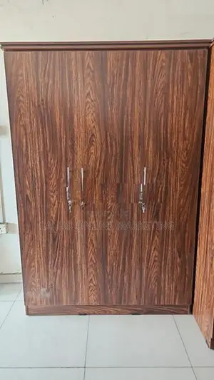 New Melamine 3 Door Wardrobe Cupboard 6*4Ft