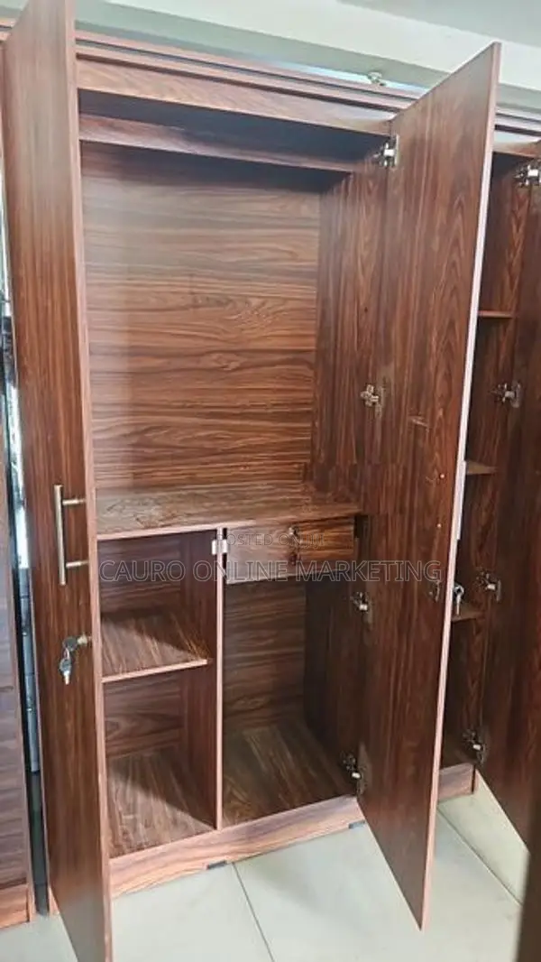 New Melamine 3 Door Wardrobe Cupboard 6*4Ft