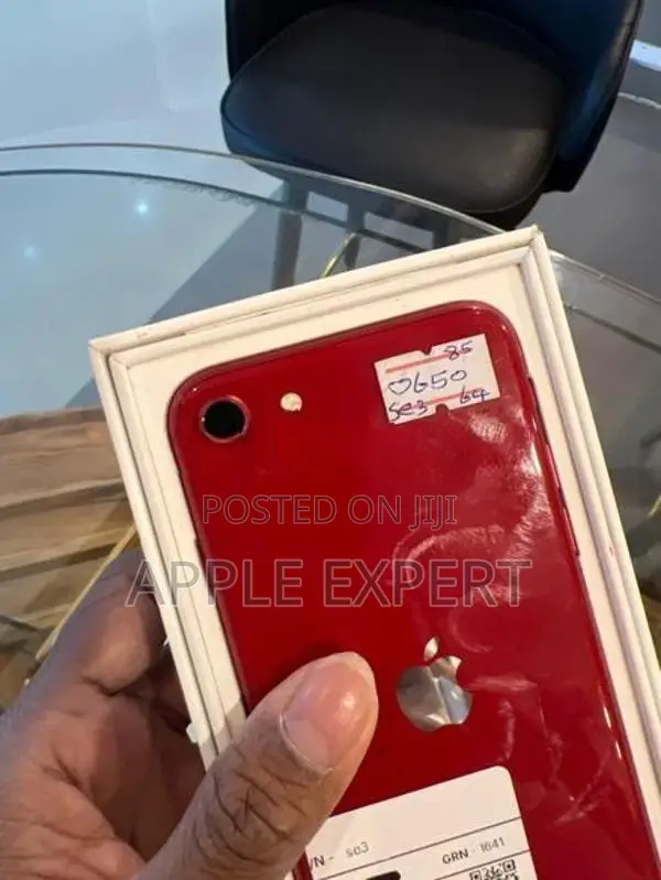 Apple iPhone SE 3 (Used)