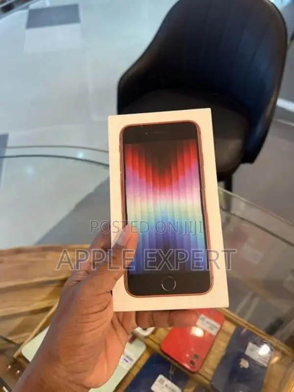 Apple iPhone SE 3 (Used)