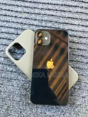 Apple iPhone 12 (Used)