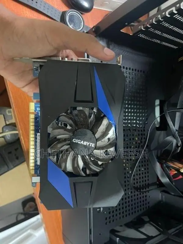 Gigabyte GT 730 1gb vga card